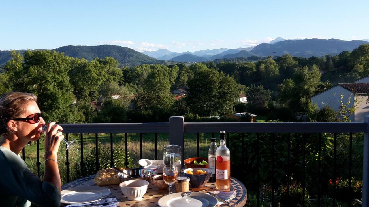 Splendide vue Pyrénées, Rez de jardin 2 chambres Montjoie-en-Couserans Esterno foto