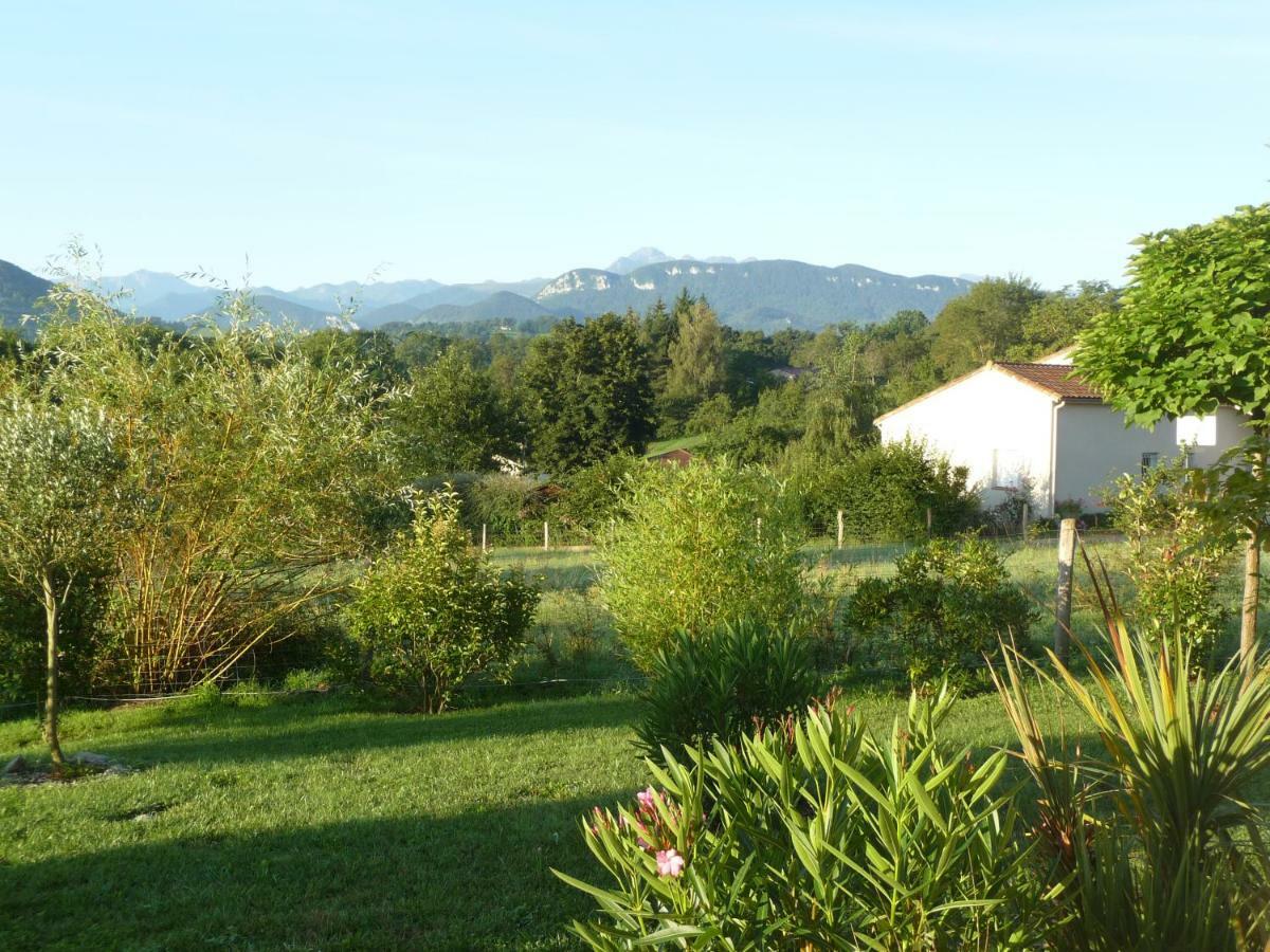 Splendide vue Pyrénées, Rez de jardin 2 chambres Montjoie-en-Couserans Esterno foto